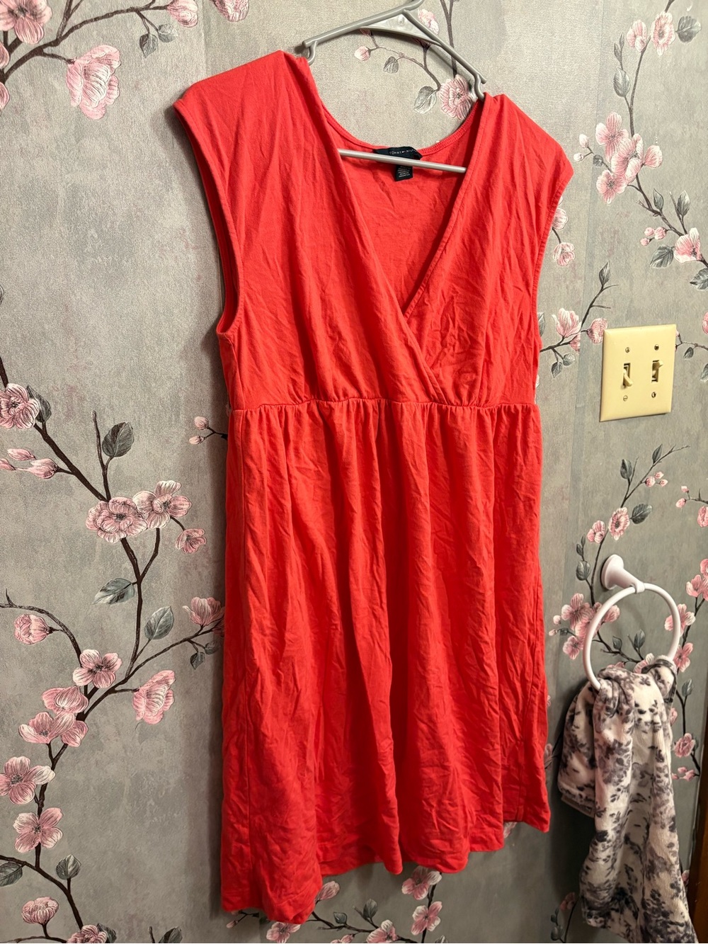 Tommy Hilfiger Coral-Red Sleeveless V-Neck Midi Dress